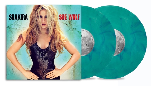 Shakira: She Wolf - Plak Foto #2
