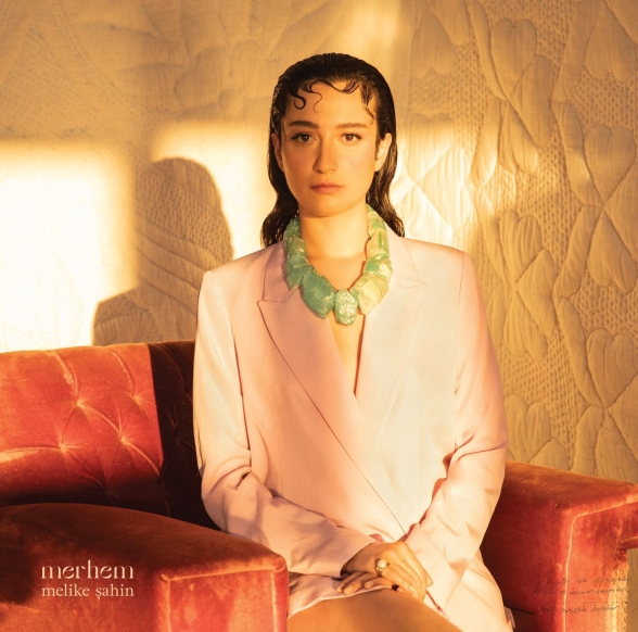 Melike Şahin: Merhem - Plak Foto #1