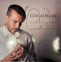 Cem Adrian: Solmayan Şarkılar (Islak İmzalı) - Plak